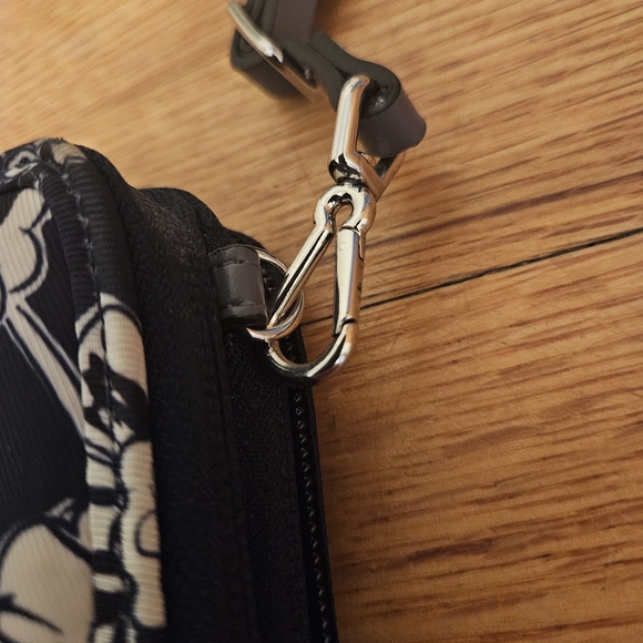 VERA BRADLEY Crossbody & Wallet - Picture 9 of 16